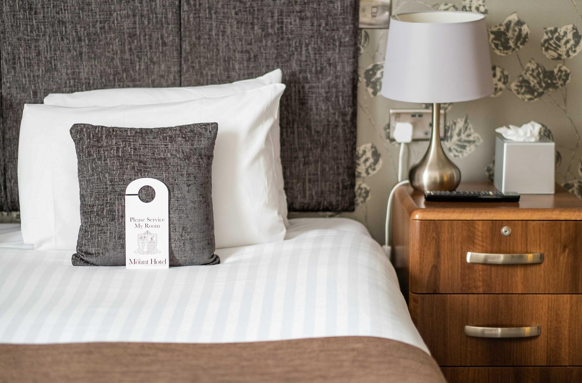 The Mount Country Manor Hotel & Golf Wolverhampton Extérieur photo