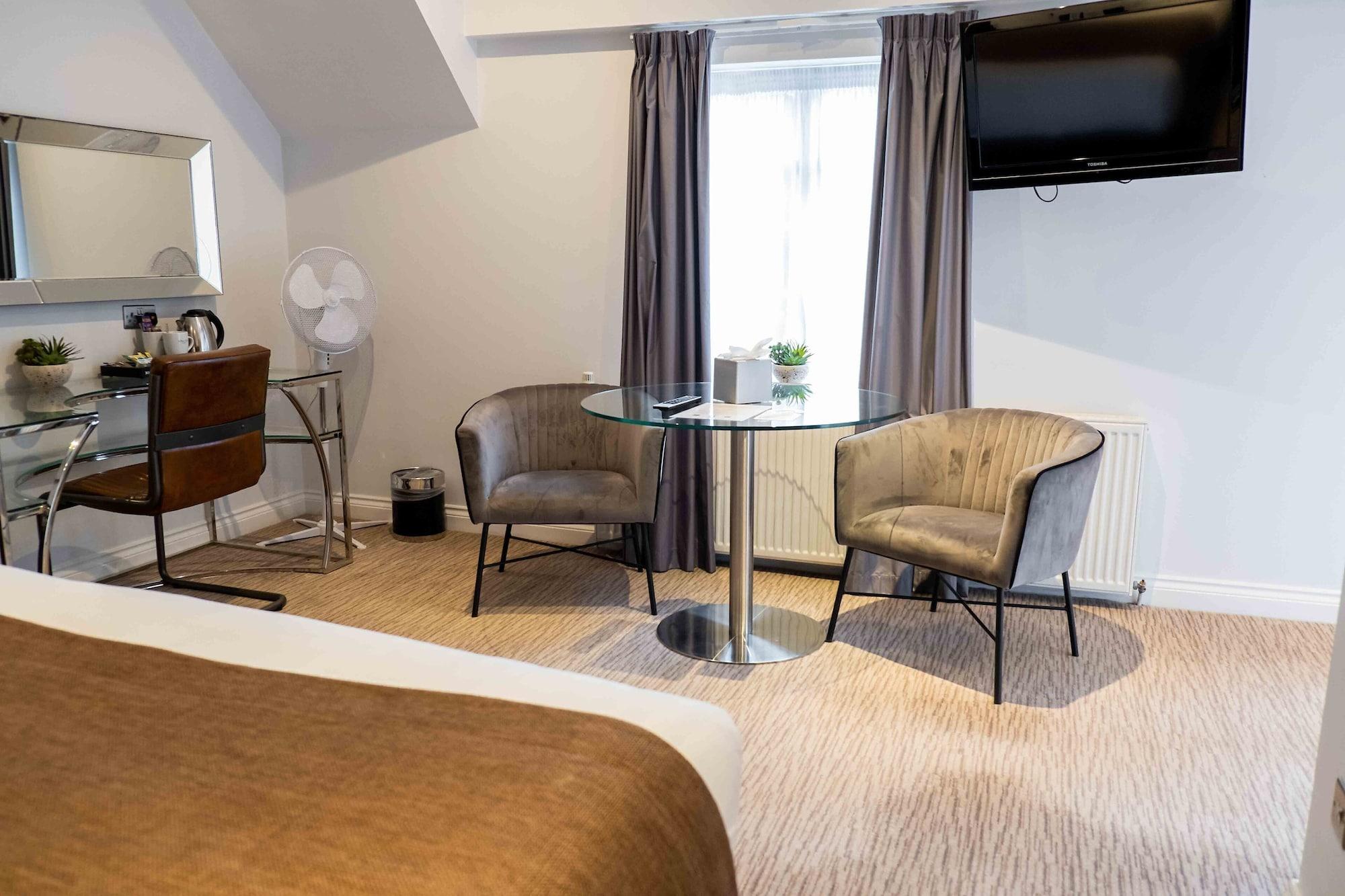 The Mount Country Manor Hotel & Golf Wolverhampton Extérieur photo