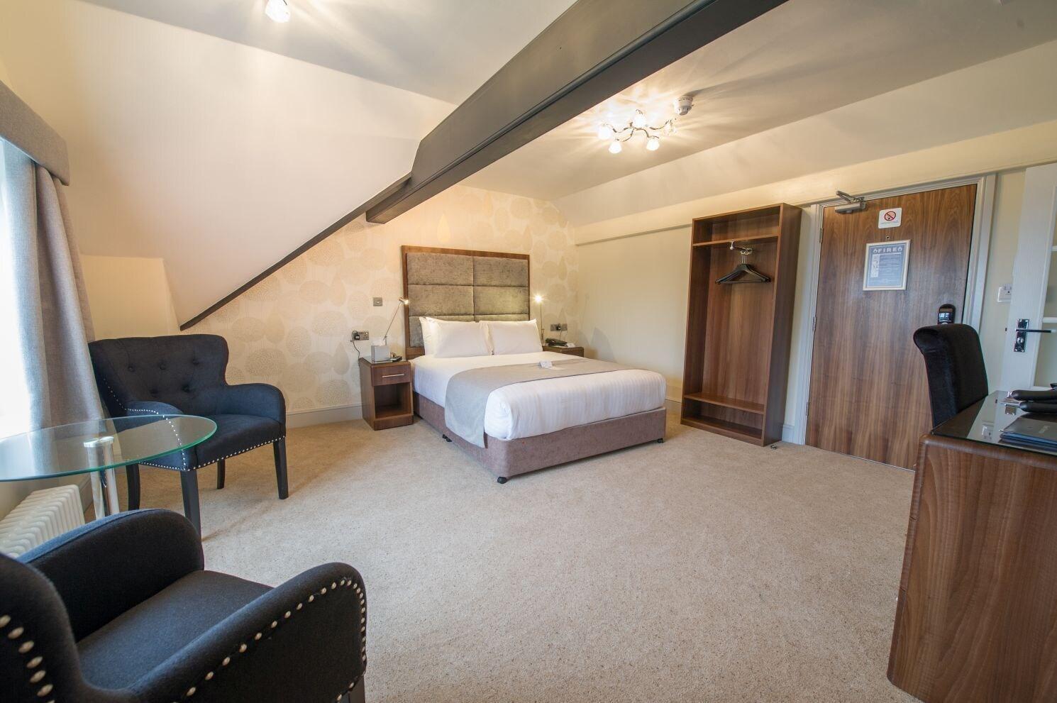 The Mount Country Manor Hotel & Golf Wolverhampton Extérieur photo