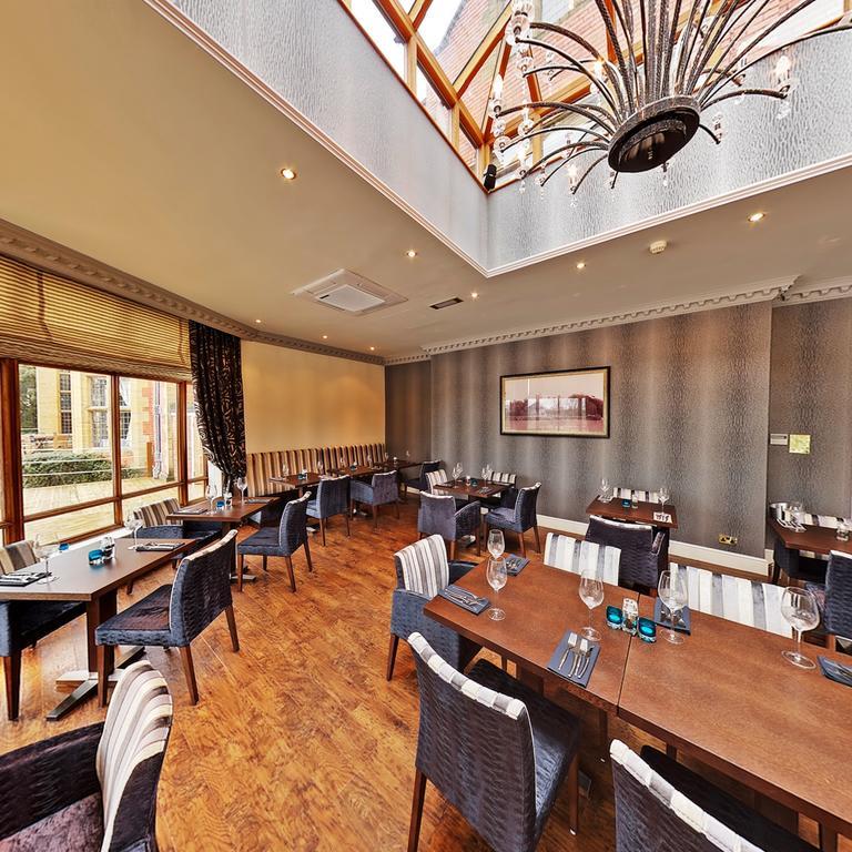 The Mount Country Manor Hotel & Golf Wolverhampton Extérieur photo