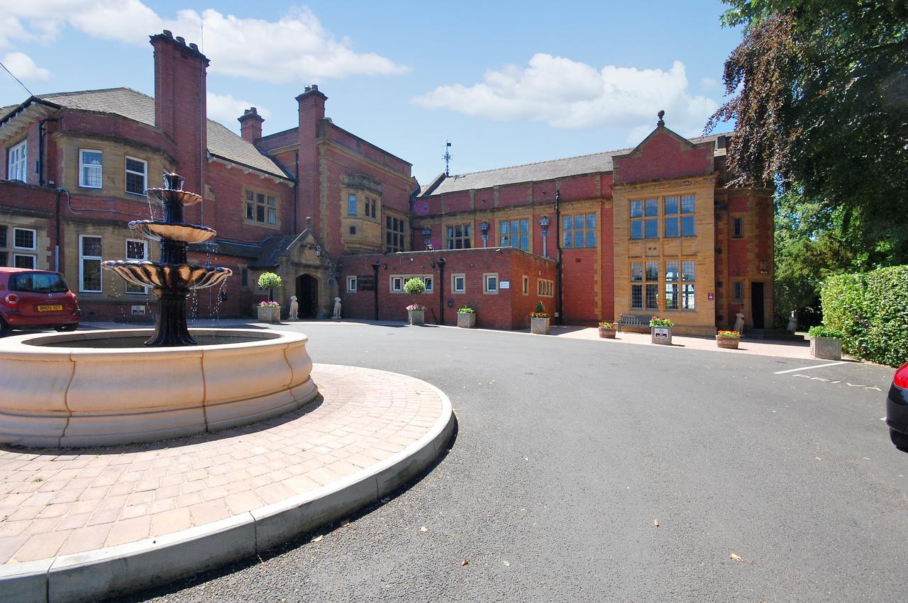 The Mount Country Manor Hotel & Golf Wolverhampton Extérieur photo